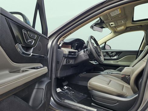 New 2026 Lincoln Corsair Reserve image 10