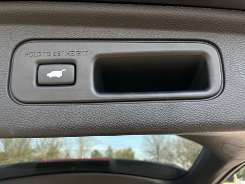 Certified 2024 Honda Odyssey EX-L image 44