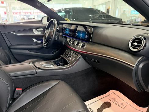 Used 2023 Mercedes-Benz E 350 4MATIC Sedan image 19