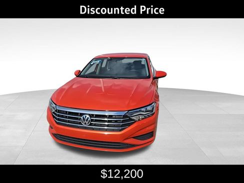 Used 2019 Volkswagen Jetta S image 3