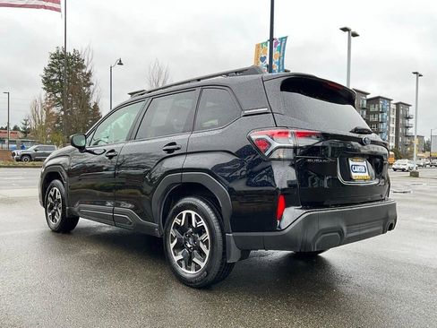 Certified 2025 Subaru Forester Premium image 6