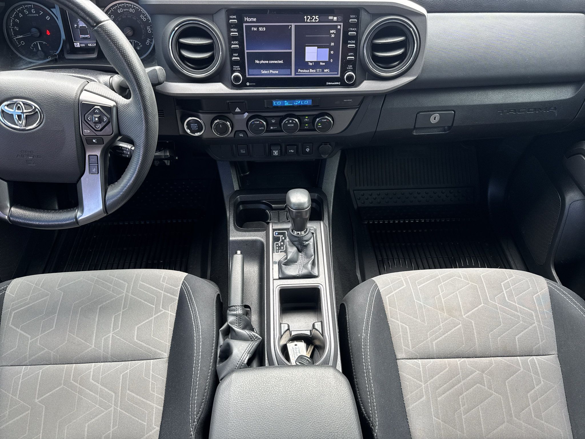 Certified 2023 Toyota Tacoma TRD Off-Road AWD/4WD image 10
