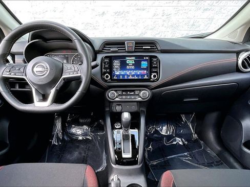 Certified 2025 Nissan Versa SR w/ Trunk Package image 15