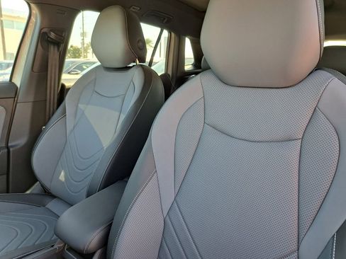 New 2026 Volkswagen Tiguan SE R-Line image 20