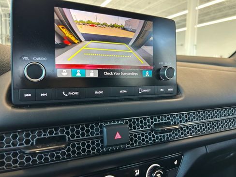 Used 2025 Honda HR-V Sport image 25