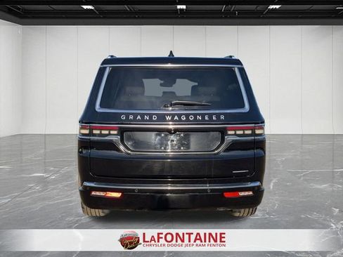 Used 2024 Jeep Grand Wagoneer Series II w/ Convenience Group III image 4