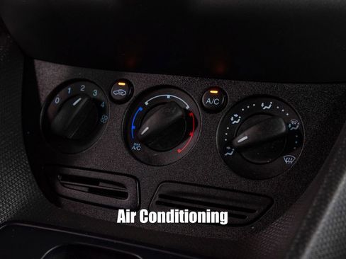 Used 2015 Ford Transit Connect XL image 21