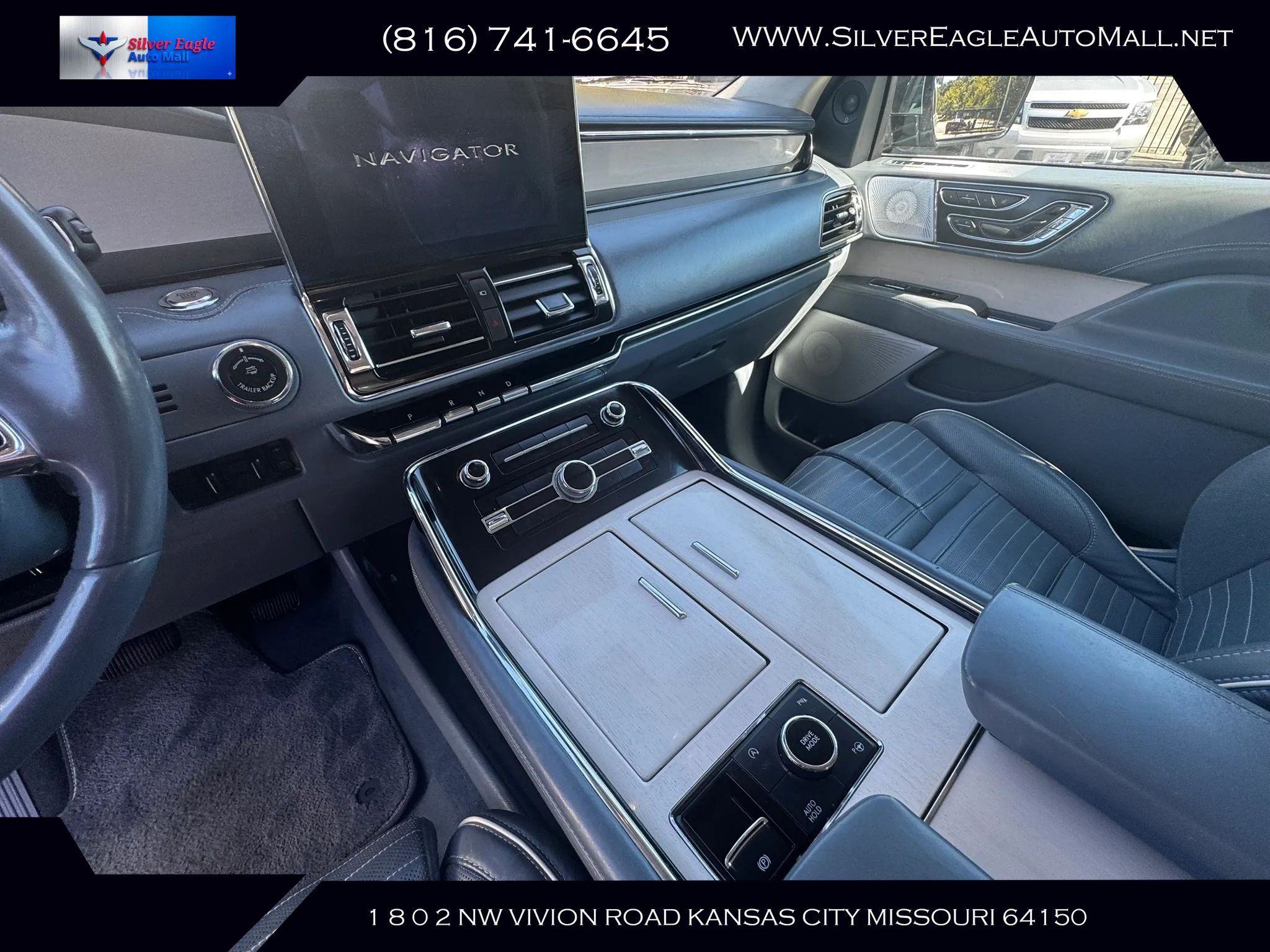 Used 2018 Lincoln Navigator L Black Label AWD/4WD image 18