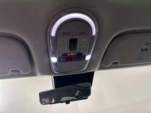 Used 2024 Hyundai Ioniq 5 Limited image 24