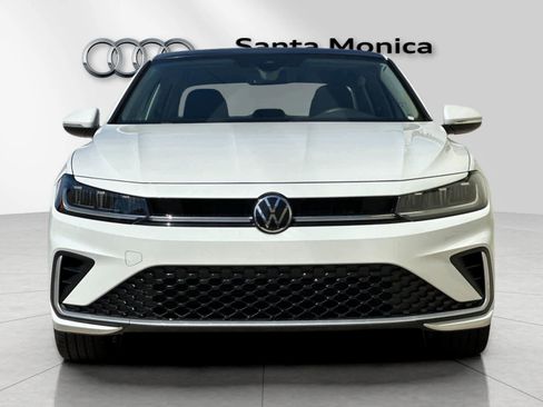 Used 2025 Volkswagen Jetta SEL image 10