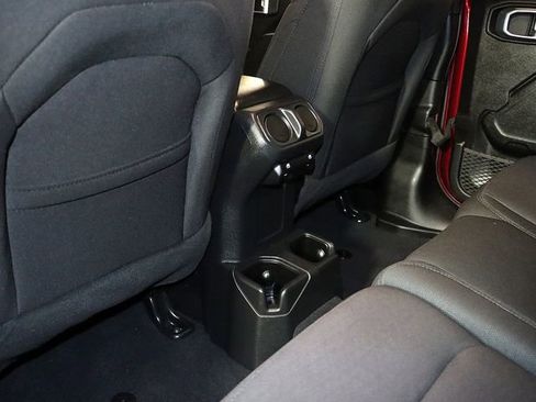 Used 2022 Jeep Wrangler Unlimited Sport AWD/4WD image 14