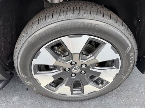 New 2026 Honda Pilot Touring image 30