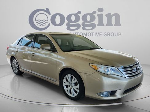Used 2011 Toyota Avalon FWD image 7