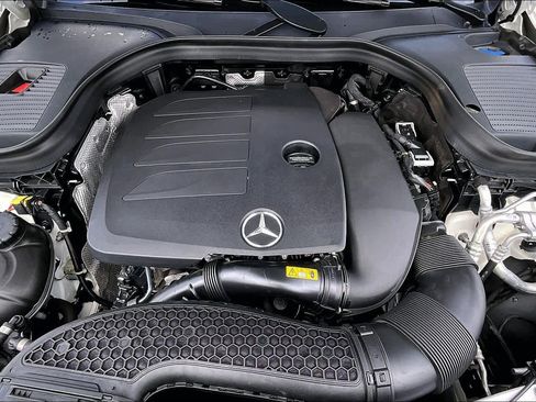 Used 2021 Mercedes-Benz GLC 300 w/ Premium Package image 29