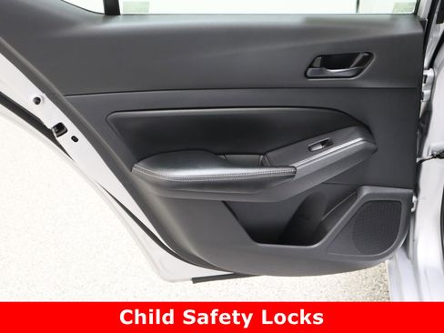 Used 2024 Nissan Altima 2.5 SV image 26