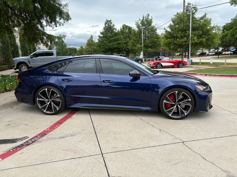 Used 2021 Audi RS 7 Sportback w/ Carbon Optic Package AWD/4WD image 4