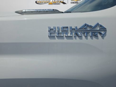 Used 2023 Chevrolet Silverado 2500 High Country w/ Z71 Off-Road Package AWD/4WD image 32