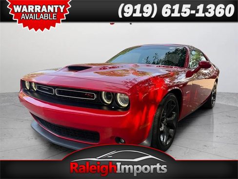 Used 2019 Dodge Challenger R/T RWD image 1