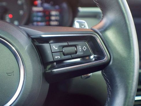 Used 2022 Porsche Macan image 22