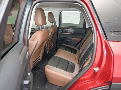 New 2026 Ford Bronco Sport Outer Banks w/ Outer Banks Tech Package+ AWD/4WD image 14