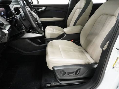 Used 2022 Audi Q4 e-tron Premium Plus w/ Premium Plus image 12