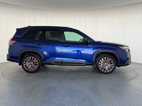 New 2026 Subaru Forester Touring AWD/4WD image 2