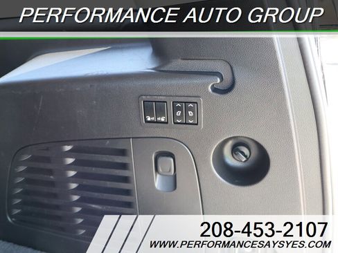 Used 2016 GMC Yukon XL Denali w/ Open Road Package AWD/4WD image 11