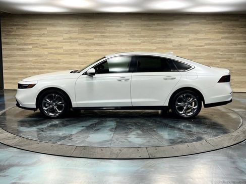 Used 2025 Honda Accord EX-L image 15