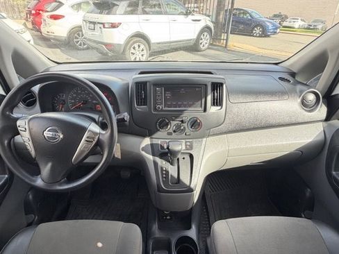 Used 2020 Nissan NV200 S FWD image 10