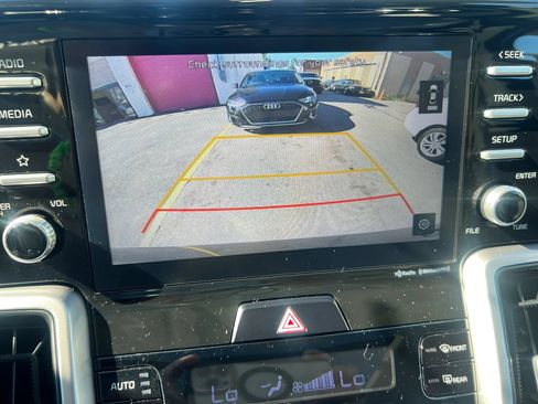 Used 2021 Kia Sorento S w/ Panoramic Sunroof Package AWD/4WD image 26