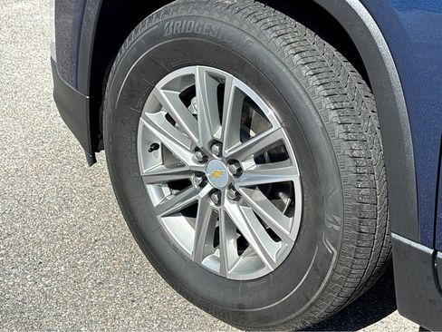Certified 2023 Chevrolet Traverse LT w/ LPO, Floor Liner Package AWD/4WD image 21