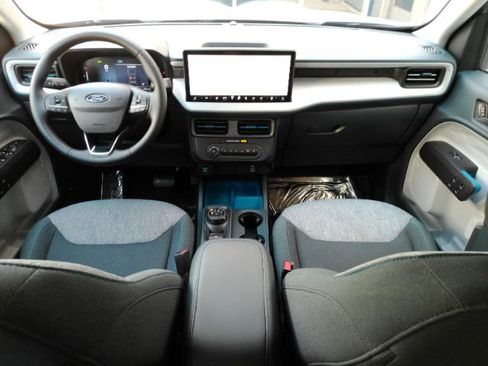 Used 2025 Ford Maverick XLT w/ XLT Luxury Package FWD image 3