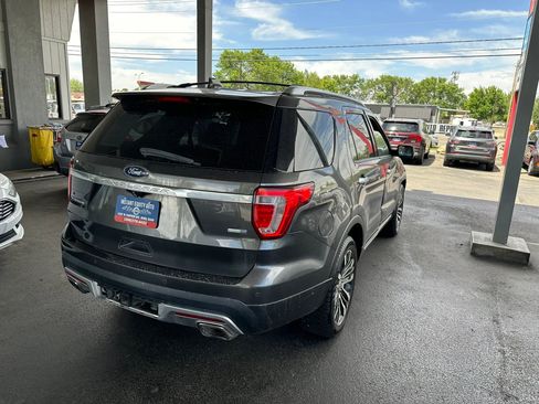 Used 2017 Ford Explorer Platinum AWD/4WD image 12
