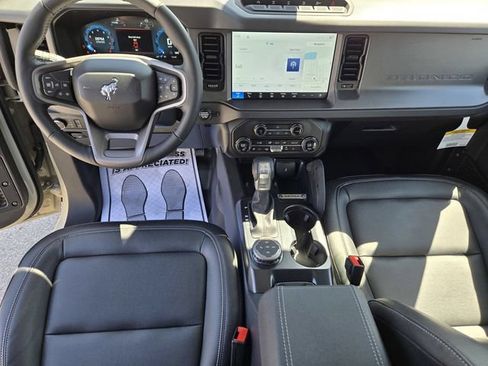 New 2026 Ford Bronco Badlands w/ Sasquatch Package AWD/4WD image 19