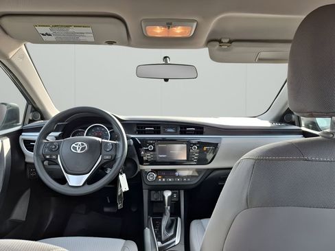 Used 2016 Toyota Corolla LE image 23