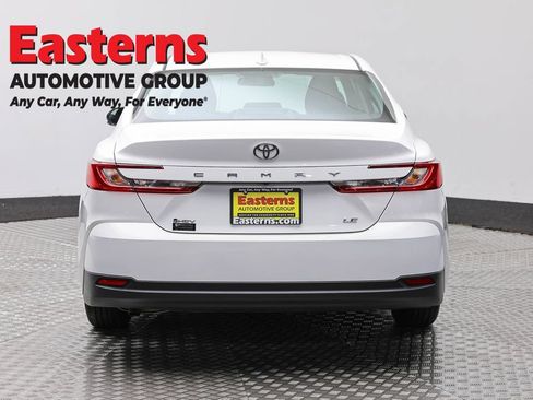 Used 2025 Toyota Camry LE FWD image 6