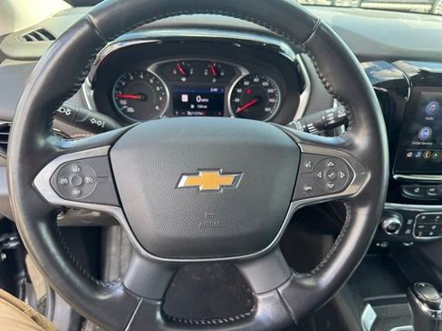 Used 2020 Chevrolet Traverse LT w/ LT Premium Package AWD/4WD image 6