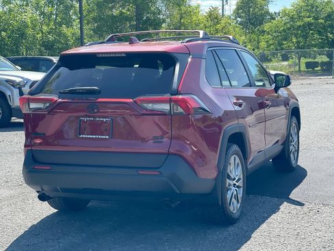 Certified 2022 Toyota RAV4 XLE Premium AWD/4WD image 15