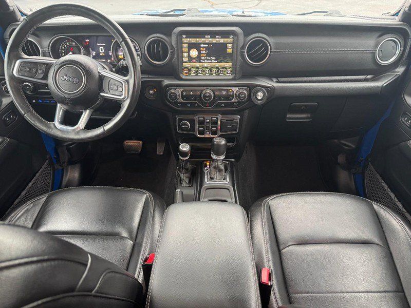 Used 2023 Jeep Wrangler Unlimited Sahara w/ Cold Weather Group AWD/4WD image 12