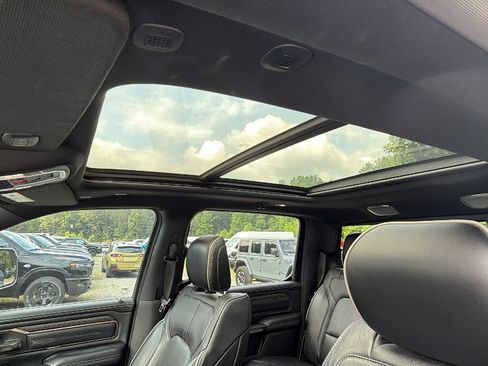Used 2021 RAM 1500 Limited AWD/4WD image 18
