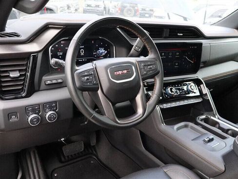 Used 2025 GMC Sierra 3500 AT4 w/ AT4 Premium Plus Package AWD/4WD image 21