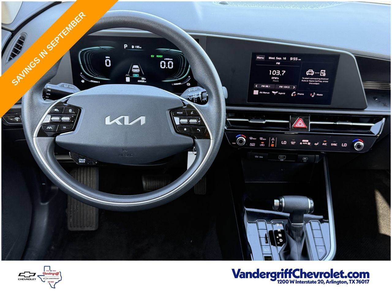 Used 2025 Kia Niro LX FWD image 11