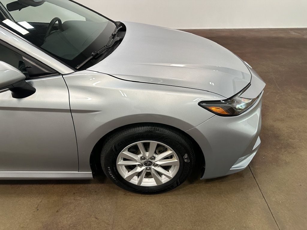Used 2025 Toyota Camry LE FWD image 38