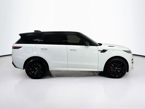 Used 2025 Land Rover Range Rover Sport Dynamic SE AWD/4WD image 4