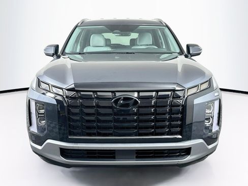 Used 2025 Hyundai Palisade SEL FWD image 2