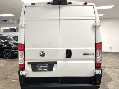 Used 2024 RAM ProMaster 1500 w/ Convenience Group FWD image 6