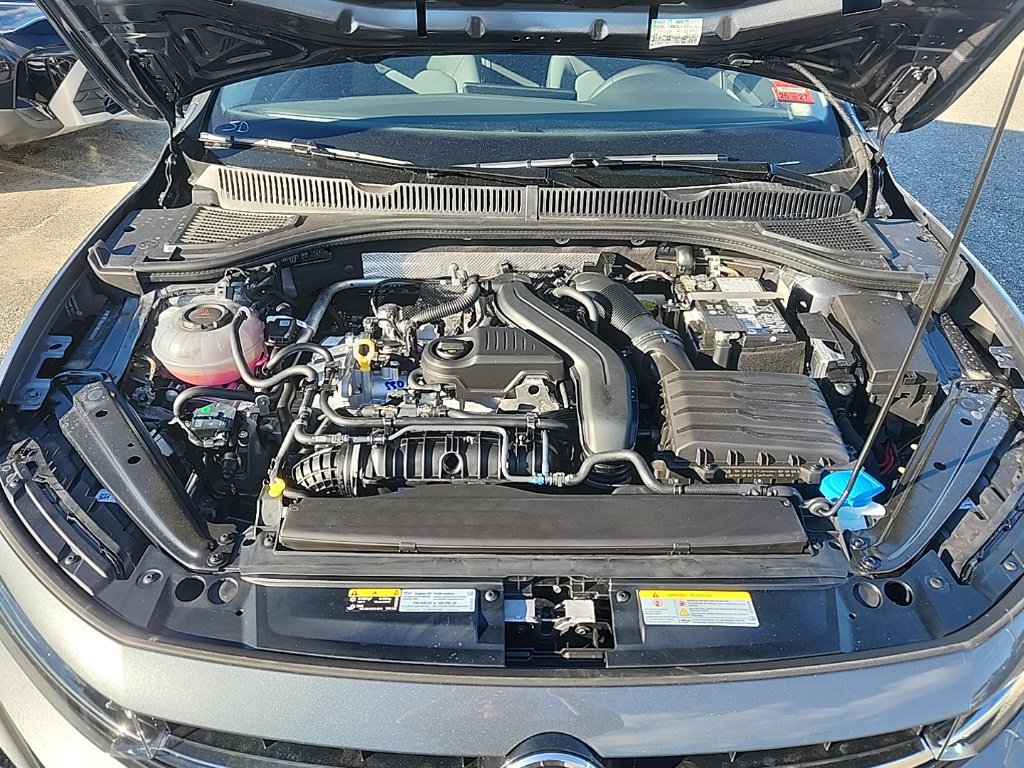 New 2027 Volkswagen Jetta SE FWD image 19