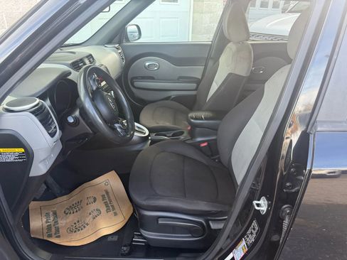 Used 2016 Kia Soul image 13
