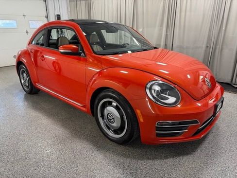Used 2018 Volkswagen Beetle 2.0T Coast w/ Coast Lighting Package image 3