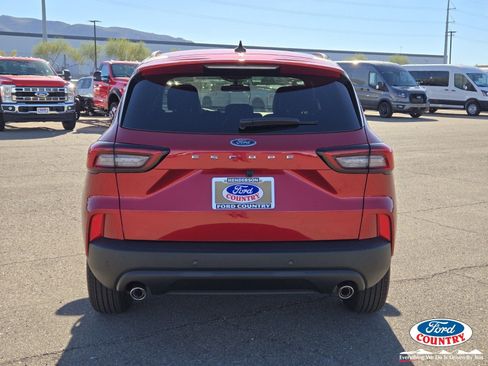 New 2026 Ford Escape ST-Line w/ Tech Pack #1 image 4